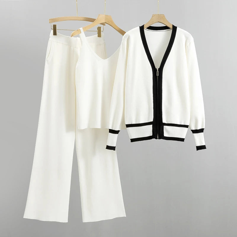 Abby - Women's Three-Piece Knit Lounge Set
