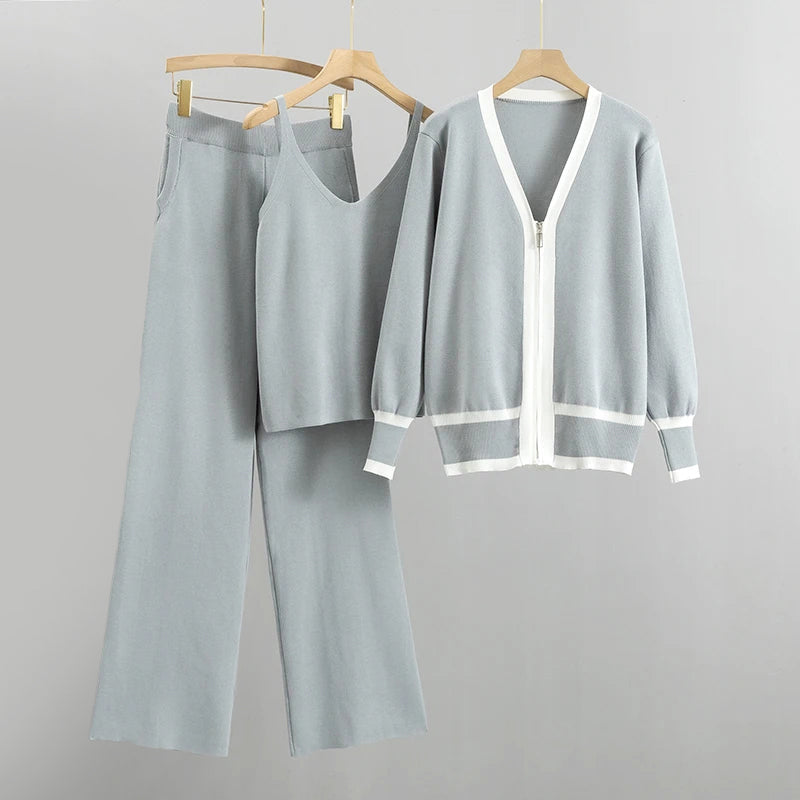 Abby - Women's Three-Piece Knit Lounge Set