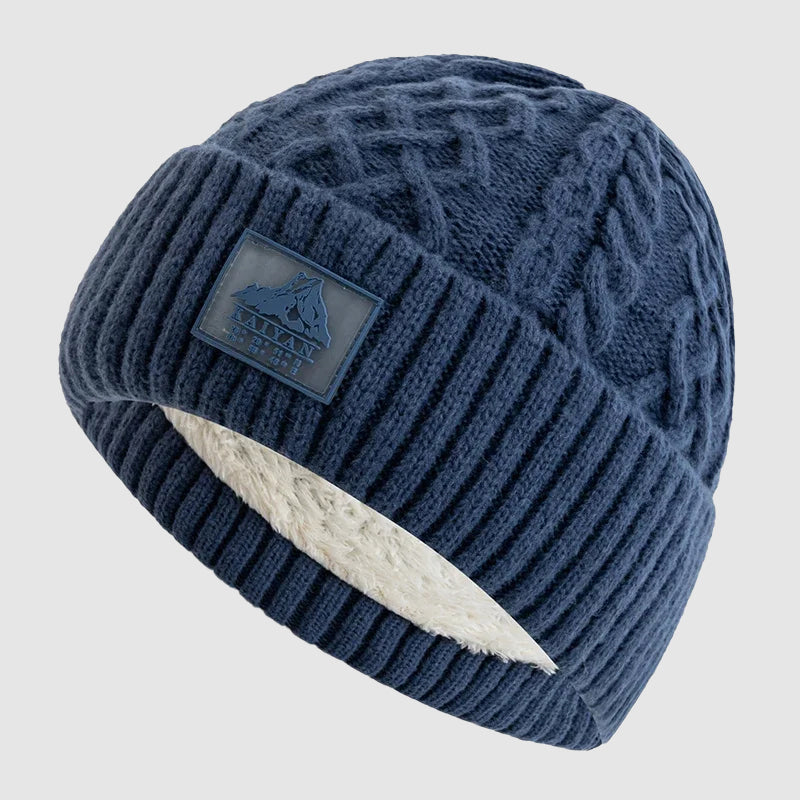 Finnegan - Unisex Cable-Knit Beanie with Fleece Lining