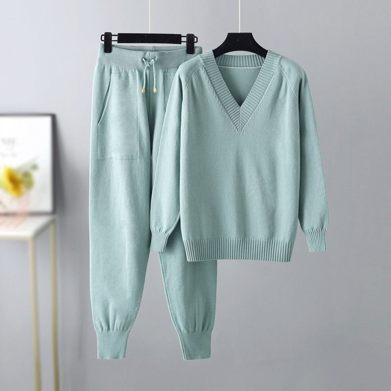 Camille - Women's Two-Piece Knit V-Neck Lounge Set