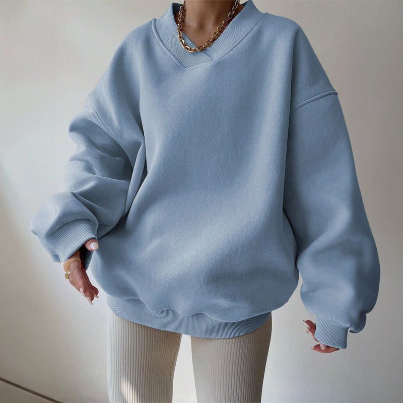 Quinn - Women's Oversized V-Neck Pullover