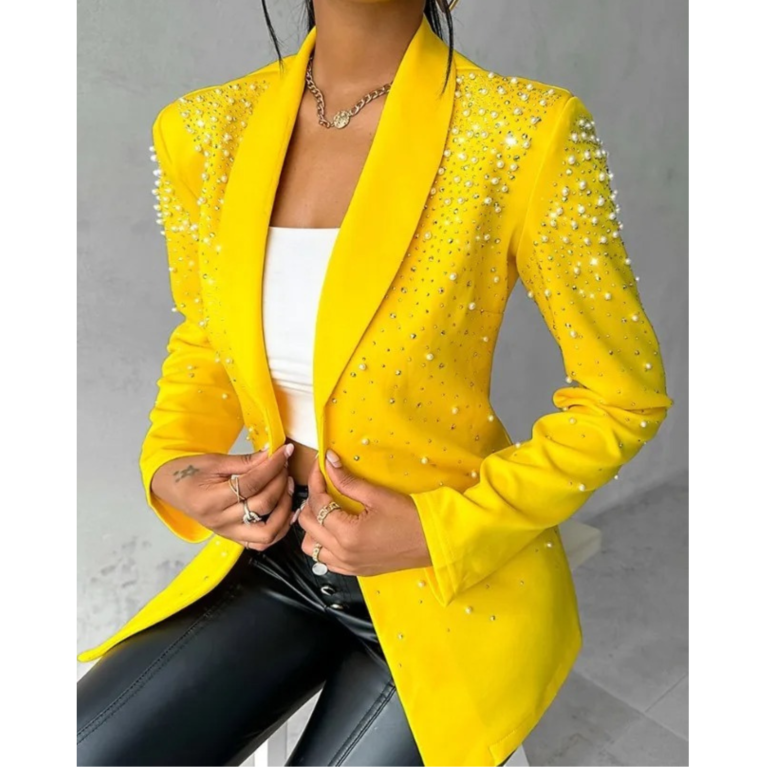 Amara - Women's Pearl-Embellished Tailored Blazer