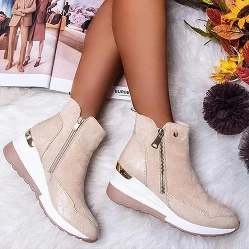 Bella - Women's Fleece-Lined Platform Ankle Boots