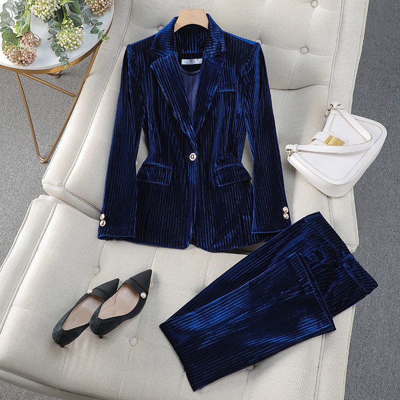Cordelia - Women's Pleated Velvet Blazer and Tapered Pant Set