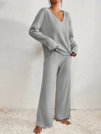 Lydia - Women's Vertical-Ribbed Knit Loungewear Set
