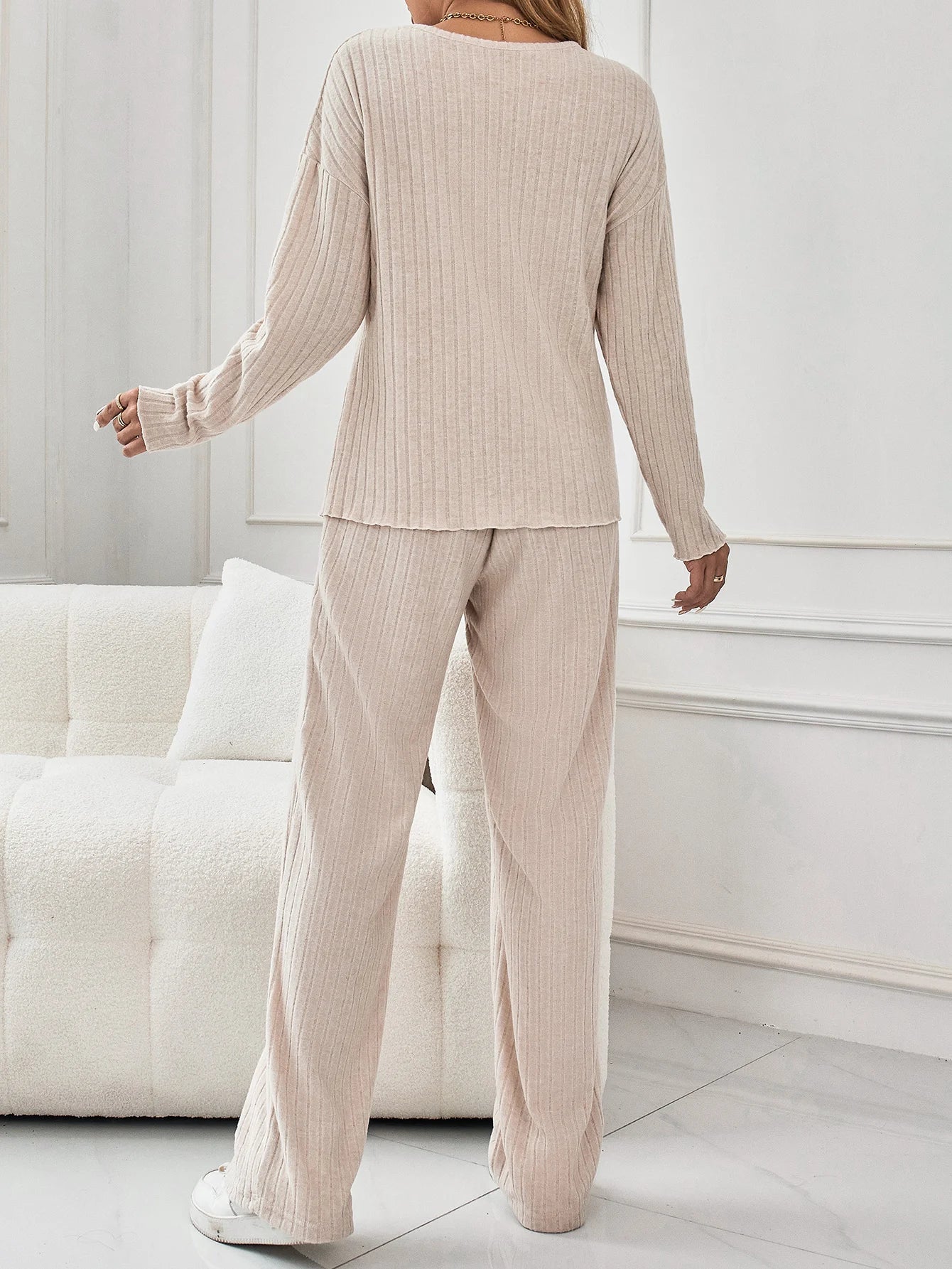Lydia - Women's Vertical-Ribbed Knit Loungewear Set