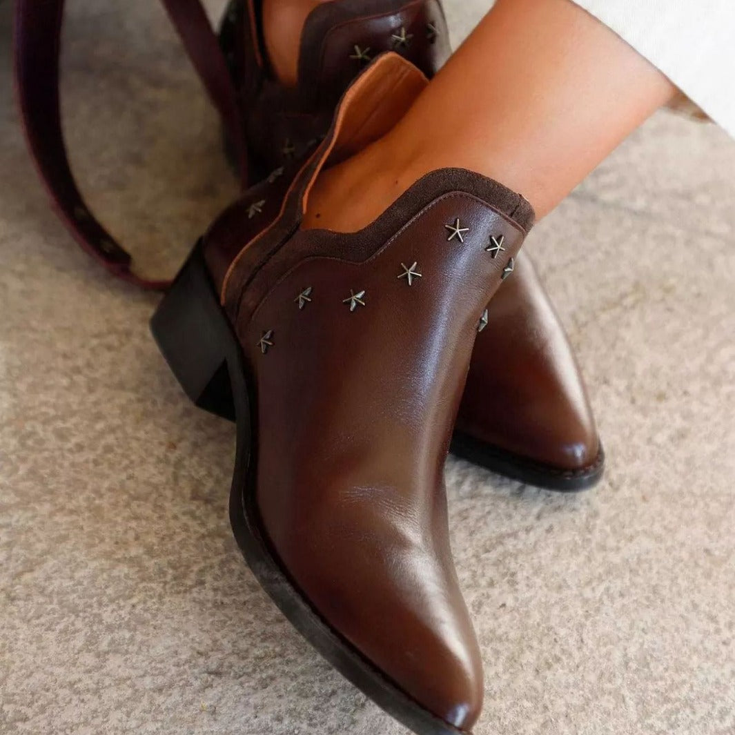 Natalia - Women's Star-Studded Western Ankle Boots