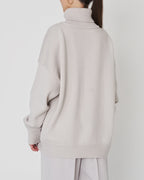 Ophelia - Women's Oversized Turtleneck Pullover with Ribbed Cuffs